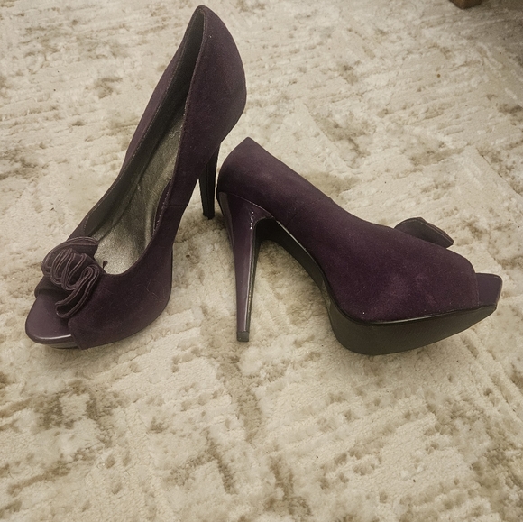 Qupid plum peeptoe heels - Picture 2 of 6